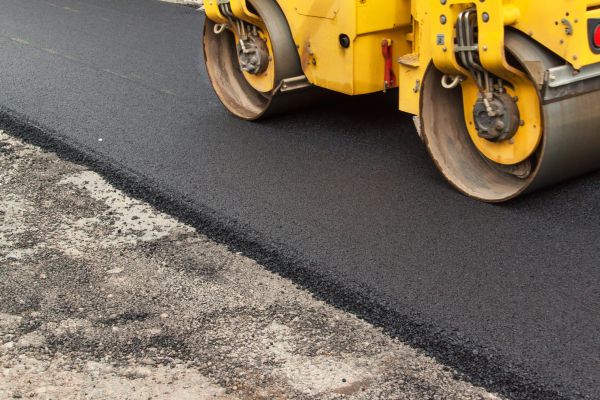 Asphalt Driveway Resurfacing in Gallatin